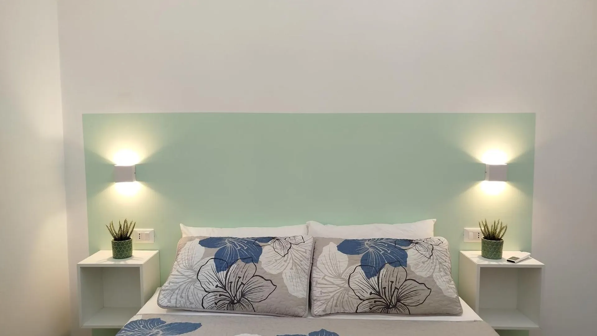 Apartament Nuovissimo Bilocale Merulana Rzym